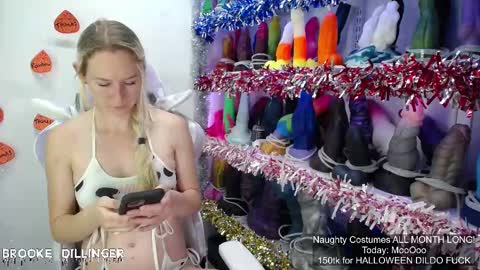 Brooke1993 online show from October 2025 12:30:02 AM