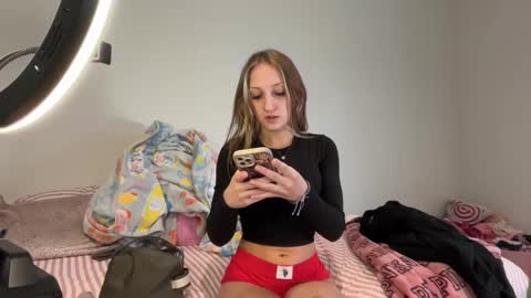 brookepatterson online show from September 2025 06:18:02 PM