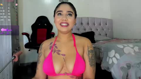 valentina online show from February 2025 04:26:02 AM