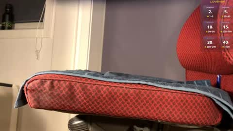 Brsrkr online show from October 2025 07:13:02 PM