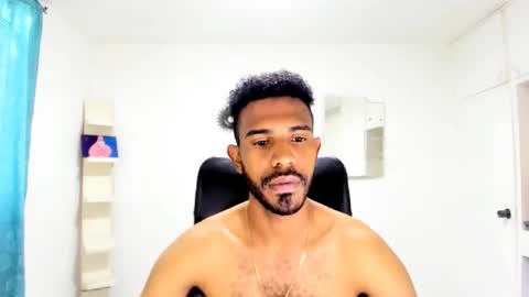 bruce_1111 online show from September 2025 08:12:02 PM