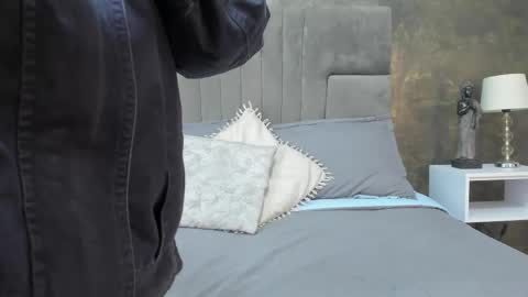 Bruce Hans online show from October 2025 11:40:01 AM