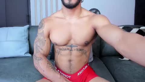 bruce roldan online show from October 2025 09:58:02 PM