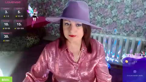 Snapshot of brunette7786 chatting on July 2026 10:01:02 PM Julia online show from July 2026 10:01:02 PM