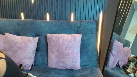 Snapshot of brunette_candyy_ chatting on January 2026 01:14:01 PM Brunette online show from January 2026 01:14:01 PM