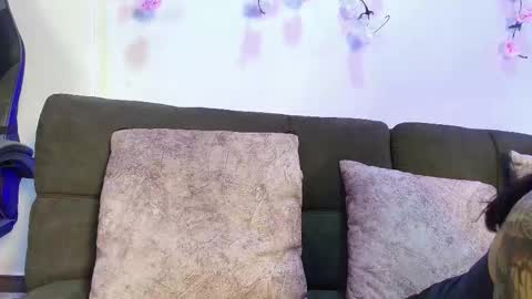 Snapshot of brunette_candyy_ chatting on January 2026 01:05:02 PM Brunette online show from January 2026 01:05:02 PM