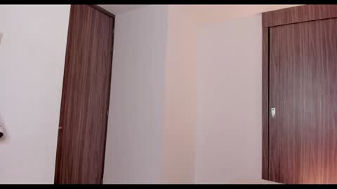 Snapshot of brunnahart chatting on December 2024 06:54:02 PM online show from December 2024 06:54:02 PM