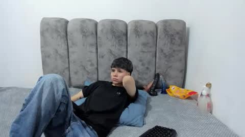 Snapshot of bruno_cruz chatting on April 2026 02:33:01 AM Bruno Cruz online show from April 2026 02:33:01 AM