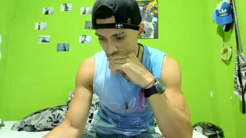 Snapshot of brunocuttie94 chatting on June 2026 05:02:02 PM Join my fan club here 150 tokens a month online show from June 2026 05:02:02 PM