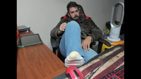 BRUTALMASTER1983 online show from November 2025 08:42:01 PM