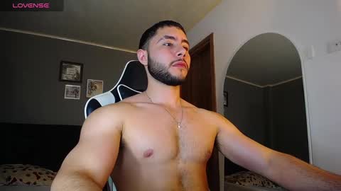 Snapshot of bryan_oficials chatting on December 2024 06:11:02 AM bryan_oficials online show from December 2024 06:11:02 AM