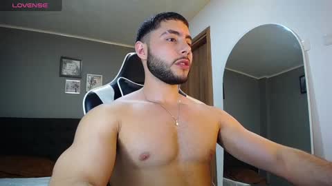 Snapshot of bryan_oficials chatting on December 2024 12:57:02 AM bryan_oficials online show from December 2024 12:57:02 AM