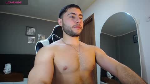 Snapshot of bryan_oficials chatting on January 2025 12:37:02 AM bryan_oficials online show from January 2025 12:37:02 AM