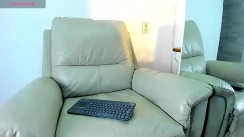 Snapshot of bryan_oficials chatting on March 2025 05:42:02 AM bryan_oficials online show from March 2025 05:42:02 AM