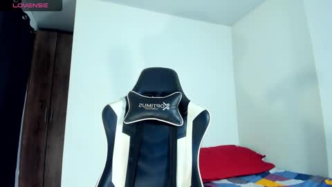 Snapshot of bryan_oficials chatting on September 2025 02:48:02 AM bryan_oficials online show from September 2025 02:48:02 AM