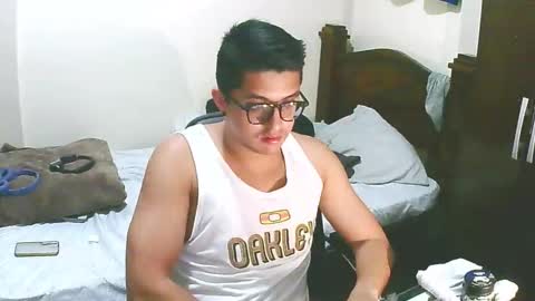 bryanbendy online show from November 2025 04:56:01 AM