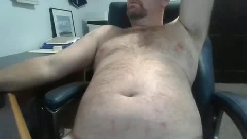 bryanbrwn2001 online show from December 2024 01:24:01 PM