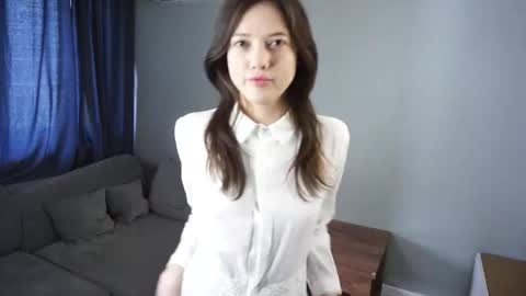 Kate online show from May 2026 12:23:02 PM