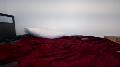 Snapshot of bubble_girl_lo chatting on February 2026 04:02:01 AM Queen Lola XXX online show from February 2026 04:02:01 AM