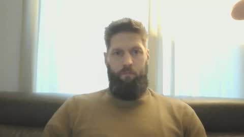 bubblebee1982 online show from December 2024 02:44:01 PM