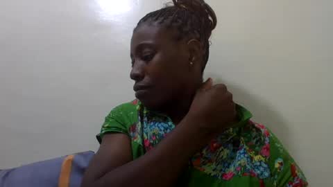 Snapshot of bubbly_jocyce chatting on June 2026 10:02:01 PM talisha online show from June 2026 10:02:01 PM