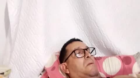 buchs32 online show from December 2025 05:03:02 AM