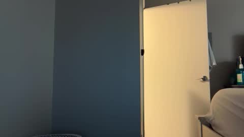 buck online show from November 2025 05:10:02 AM