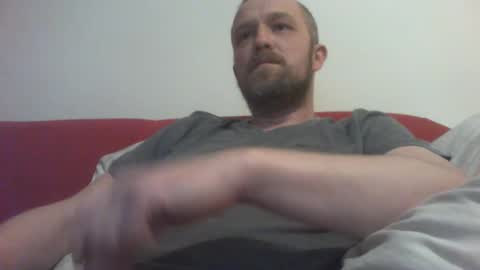 Snapshot of budgie1095 chatting on January 2025 09:14:02 PM budgie1095 online show from January 2025 09:14:02 PM