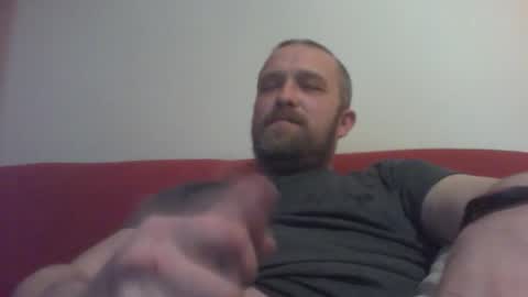 Snapshot of budgie1095 chatting on January 2025 09:35:02 PM budgie1095 online show from January 2025 09:35:02 PM