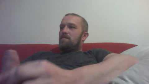 Snapshot of budgie1095 chatting on January 2025 06:31:01 PM budgie1095 online show from January 2025 06:31:01 PM
