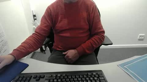 buggemann online show from November 2025 04:06:02 AM