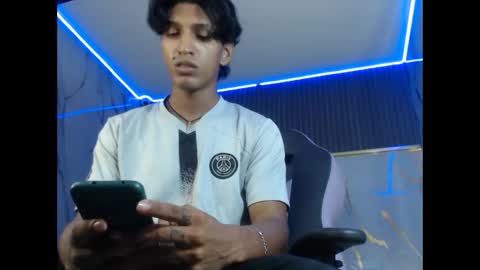 bull_cam online show from September 2025 06:53:01 PM