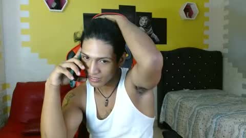 bull_cam online show from November 2025 05:40:02 PM