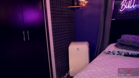 Bunny and The Rock online show from November 2025 11:08:02 PM