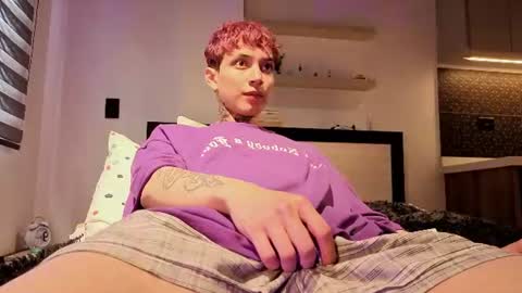 Tonny online show from August 2026 07:05:02 PM