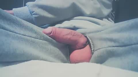 Snapshot of bundy2016 chatting on January 2025 08:11:02 PM Dutch cock online show from January 2025 08:11:02 PM