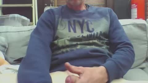 Dutch cock online show from May 2026 07:14:02 AM