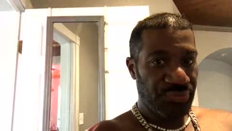 Snapshot of bungalowentertainment chatting on November 2025 03:25:01 PM Bungalow Entertainment online show from November 2025 03:25:01 PM