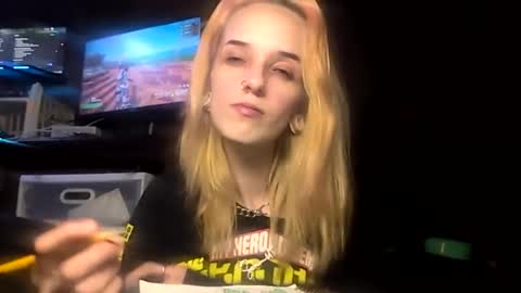 bunniandcryme online show from April 2026 03:06:01 AM