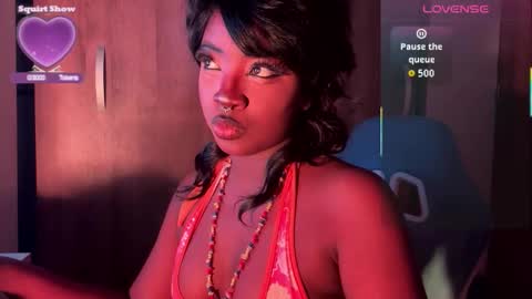 Isa online show from October 2025 03:24:02 AM