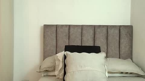 Carolina online show from January 2026 04:03:01 AM