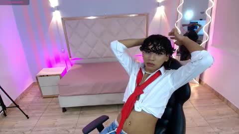 Snapshot of bunny_tay1 chatting on December 2025 12:11:02 PM Bunny online show from December 2025 12:11:02 PM