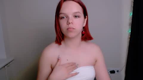 Snapshot of bunnybloom_ chatting on May 2026 08:48:02 PM Ariel online show from May 2026 08:48:02 PM