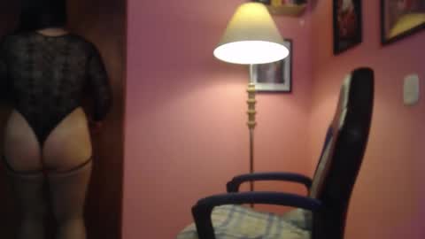 bunnyEmilyR0s33 online show from November 2025 02:28:02 PM