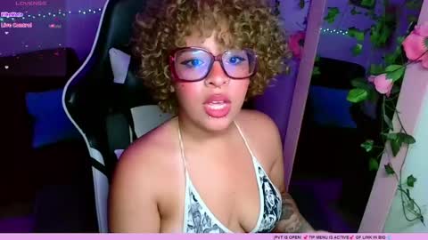 Snapshot of bunnylilith_ chatting on June 2026 02:24:02 AM bunnylilith_ online show from June 2026 02:24:02 AM