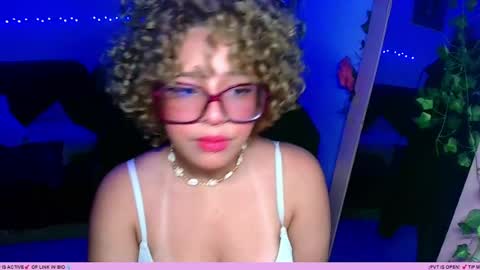 Snapshot of bunnylilith_ chatting on June 2026 02:25:05 AM bunnylilith_ online show from June 2026 02:25:05 AM