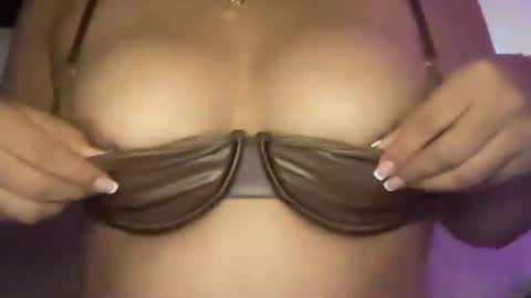 bunnymami333 online show from January 2026 03:42:02 AM