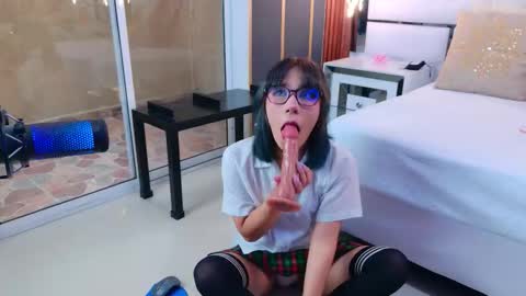 Snapshot of bunnysexyy chatting on December 2025 08:15:02 PM Bunny online show from December 2025 08:15:02 PM