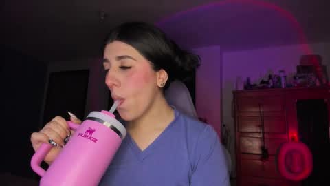 Jess online show from October 2025 03:05:01 AM