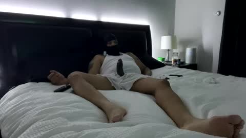 Snapshot of bunz627 chatting on February 2025 05:16:01 AM Iam King online show from February 2025 05:16:01 AM